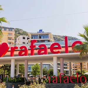 Rafaelo Comfort & Family 4* Lezhe